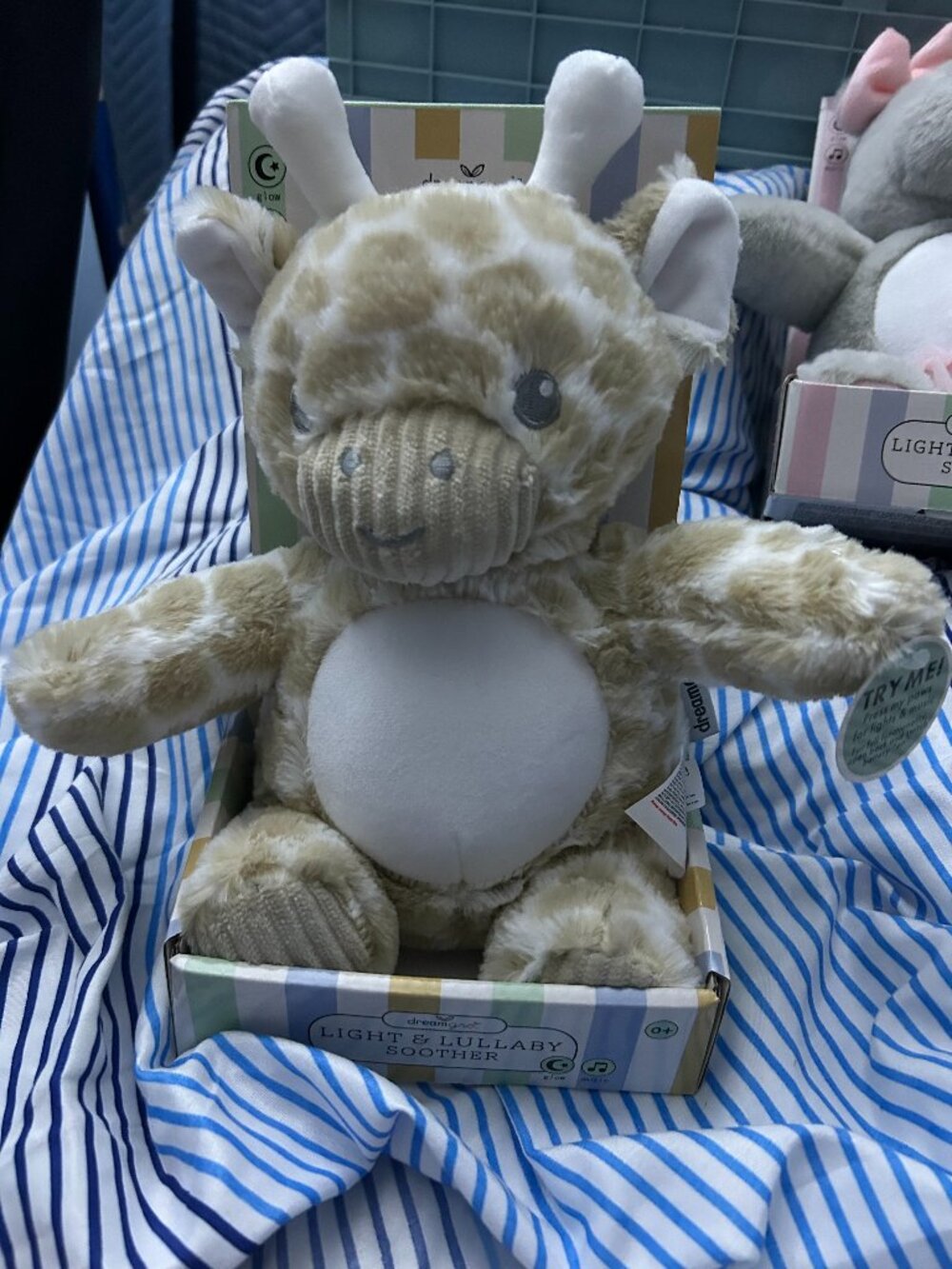 DreamGro Light & Lullaby Soother Giraffe NIB